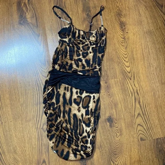🌷 Sabora 🌷 Leopard Print Rhinestone Strap Dress - Picture 2 of 10